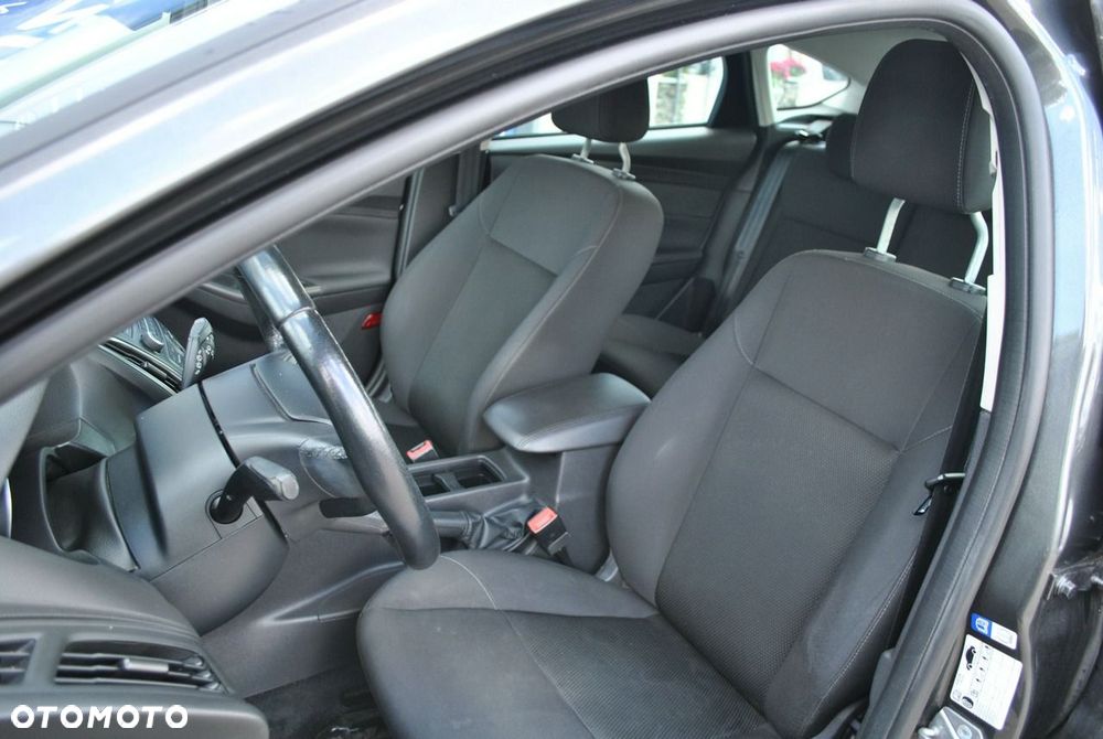 Ford Focus 1.6 Gold X - 19