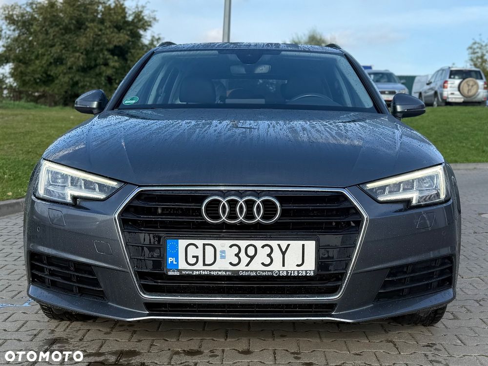 Audi A4 Avant 2.0 TDI S tronic - 1