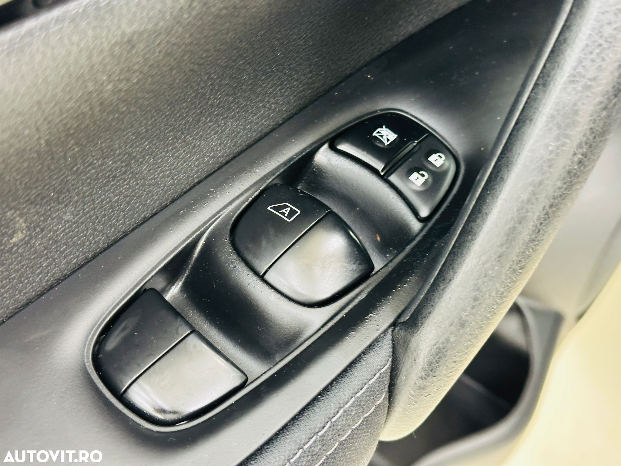 Nissan Qashqai - 15