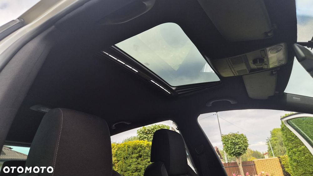 Volkswagen Golf 2.0 TDI DPF GTD - 26