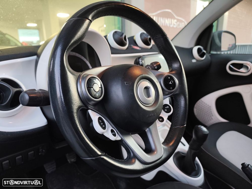 Smart ForTwo Coupé 1.0 Passion 71 - 12