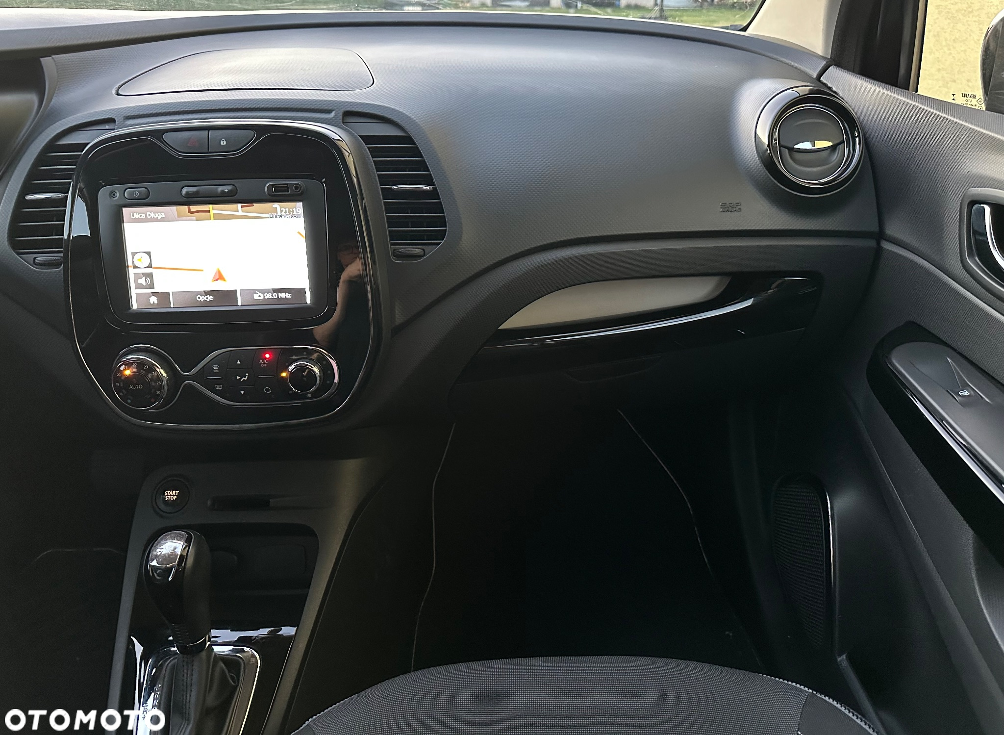 Renault Captur 1.5 dCi Intens EDC - 17