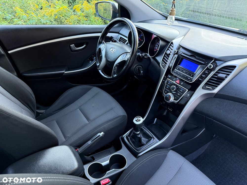 Hyundai i30 1.4 CRDi Classic + - 11