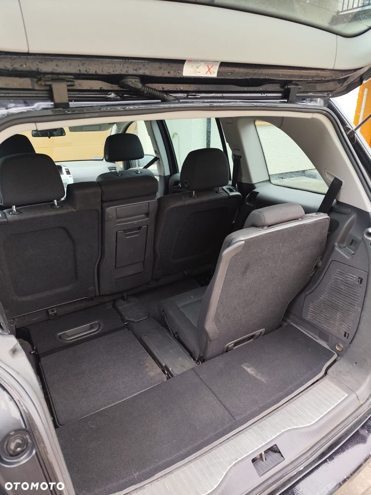 Opel Zafira 1.9 CDTI First Edition - 11