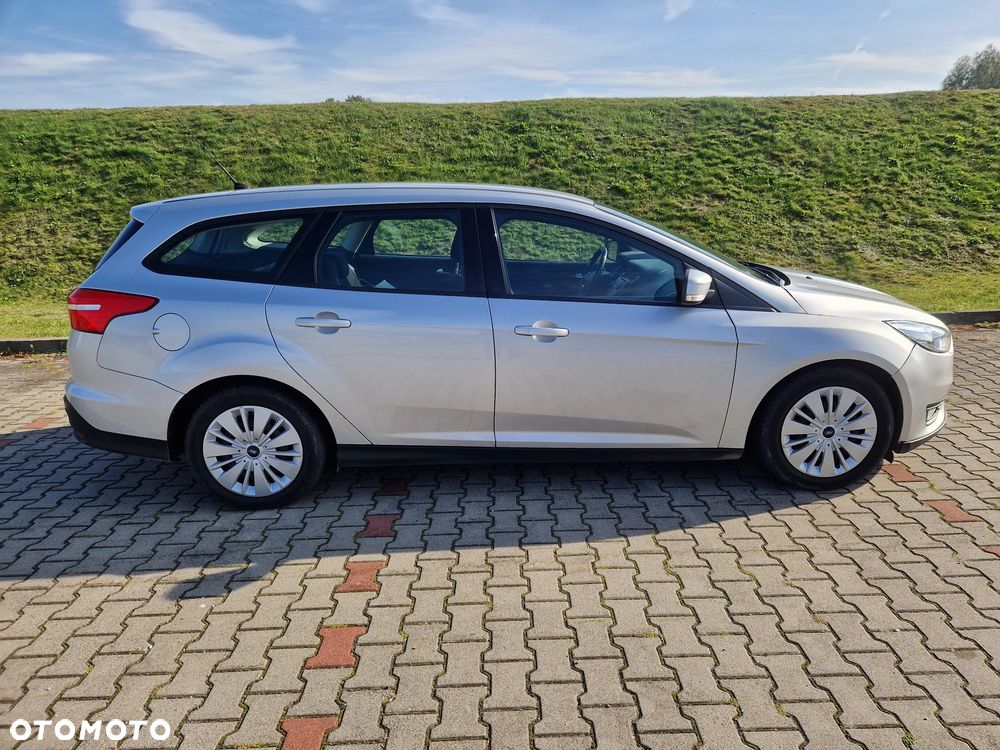 Ford Focus 1.6 TDCi Edition - 4