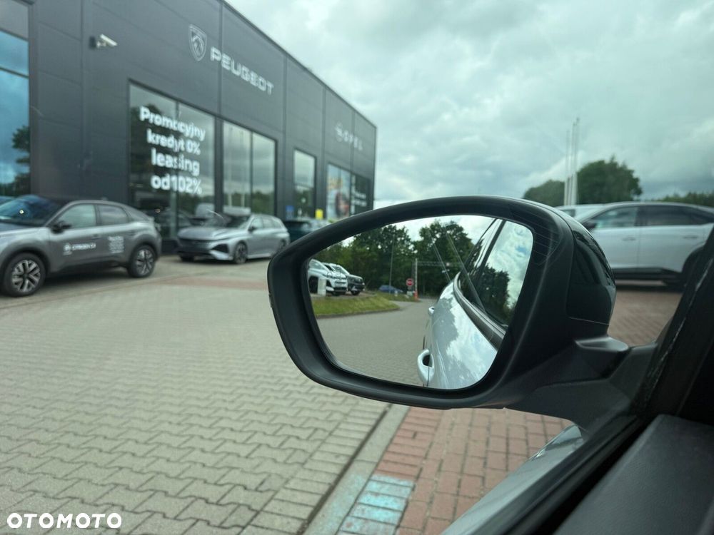 Peugeot 2008 1.2 PureTech Allure Pack S&S EAT8 - 11