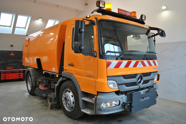 Mercedes-Benz Atego 1524 Zamiatarka