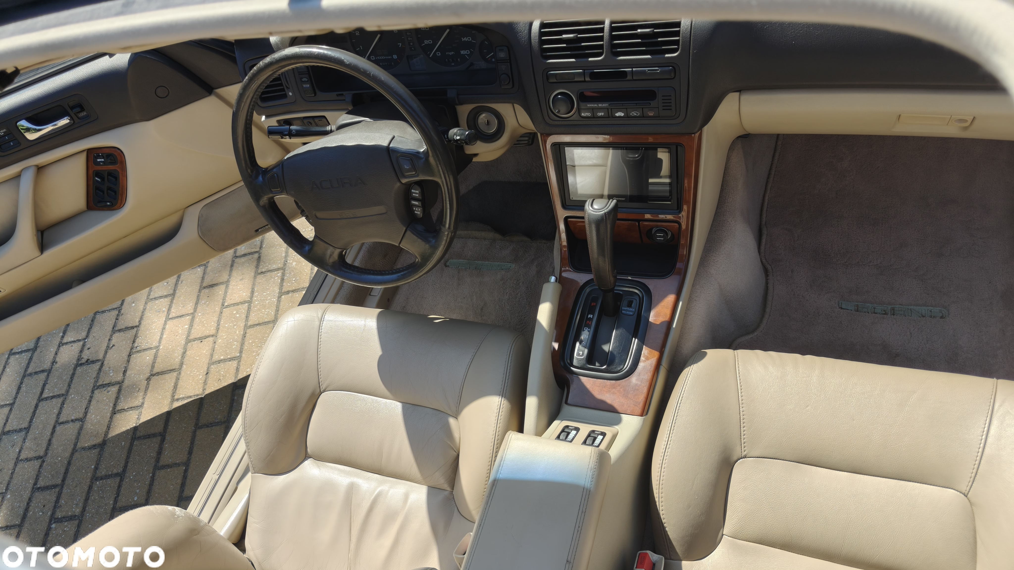 Honda Legend 3.2 - 16