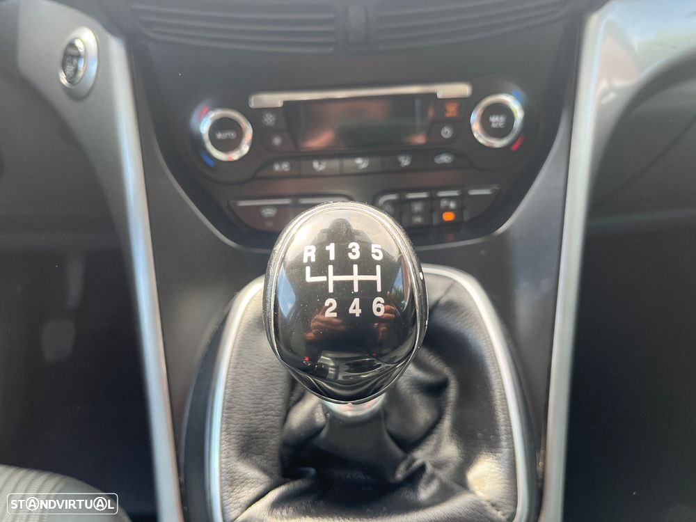 Ford C-Max 1.0 Ecoboost S&S Titanium - 15