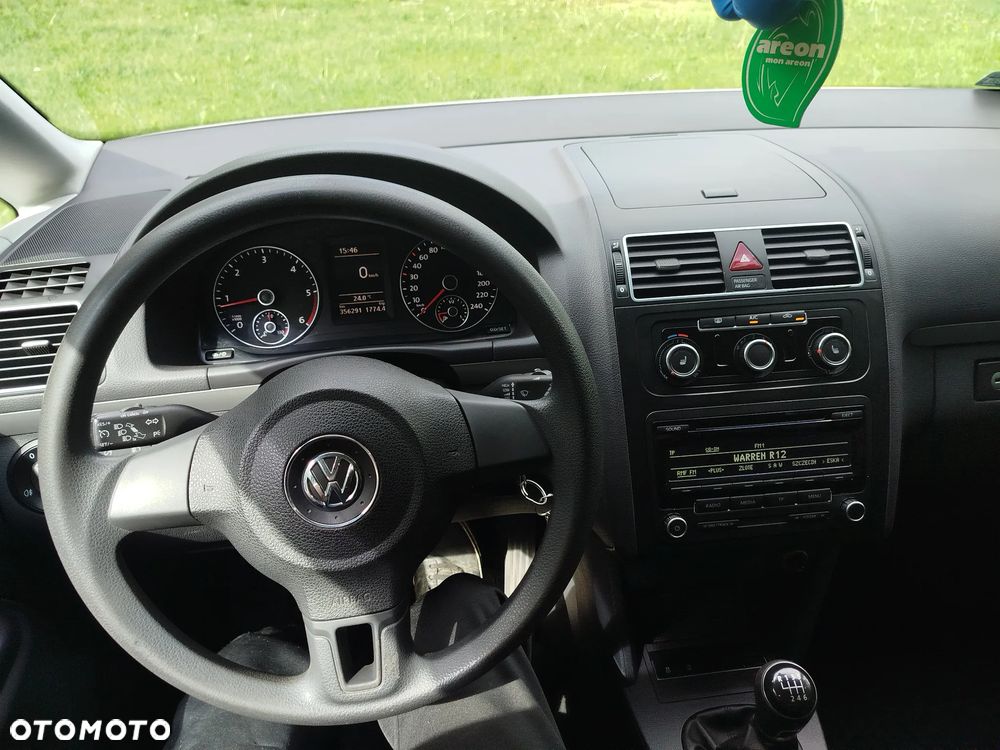 Volkswagen Touran 1.6 TDI DPF BlueMot Comfortline - 12
