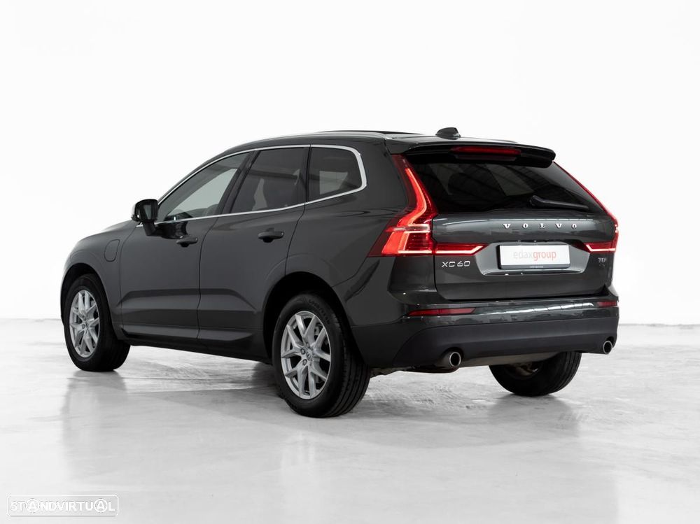 Volvo XC 60 2.0 T8 PHEV Momentum Plus AWD - 4
