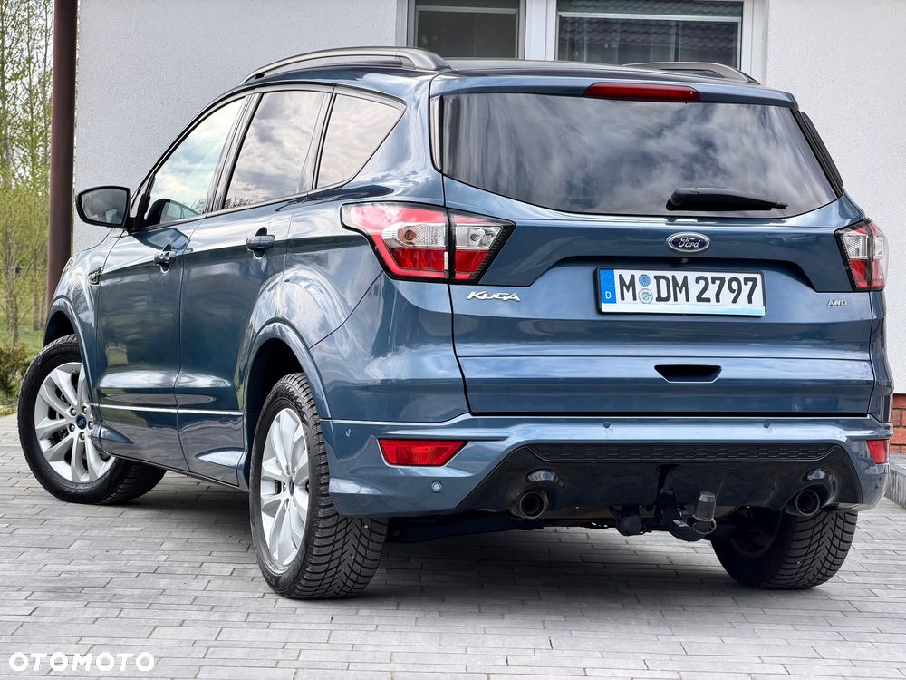 Ford Kuga 2.0 TDCi 4x4 ST-Line - 4