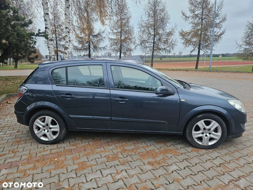 Opel Astra 1.6 Edition - 4