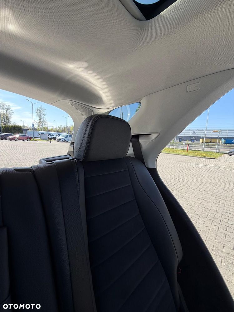 Mercedes-Benz GLE - 12