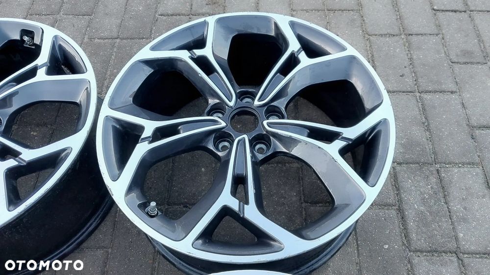 Komplet felg aluminiowych KIA SPORTAGE GT 19 CALI 7.5J ET50.5 52910-F1510 5x114,3 czujniki tmps - 5