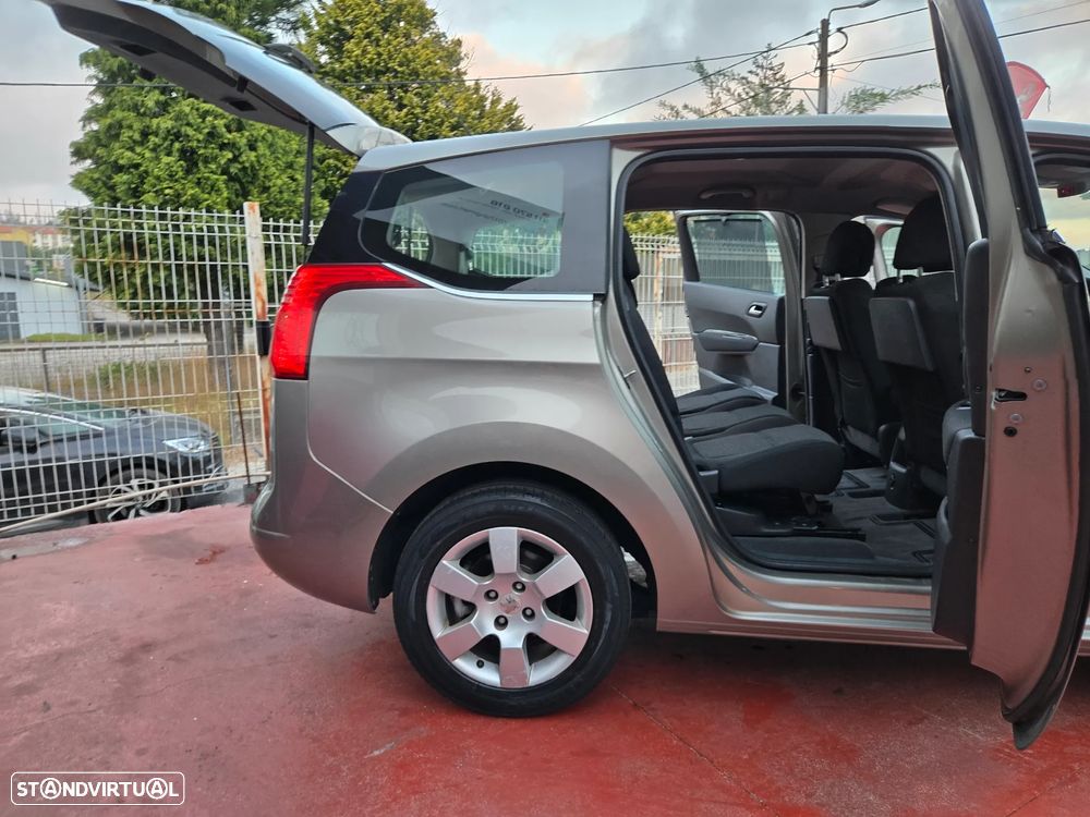Peugeot 5008 1.6 HDi Premium - 11
