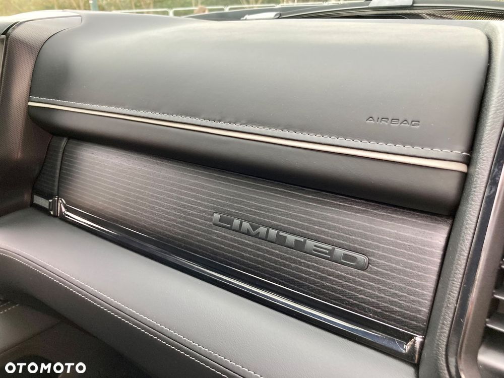 RAM 1500 5.7 Crew Cab Limited - 33