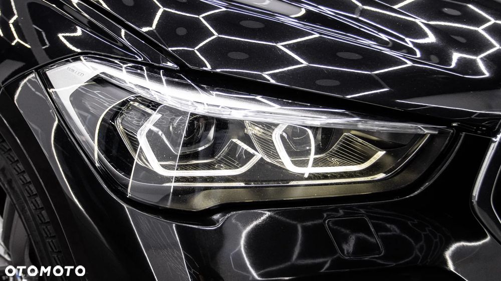 BMW X1 xDrive20i M Sport - 12