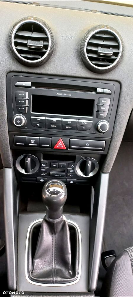 Audi A3 3-drzwiowe 1.6 Ambition - 7
