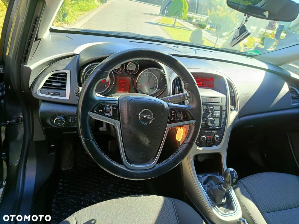 Opel Astra 1.4 T Cosmo - 8