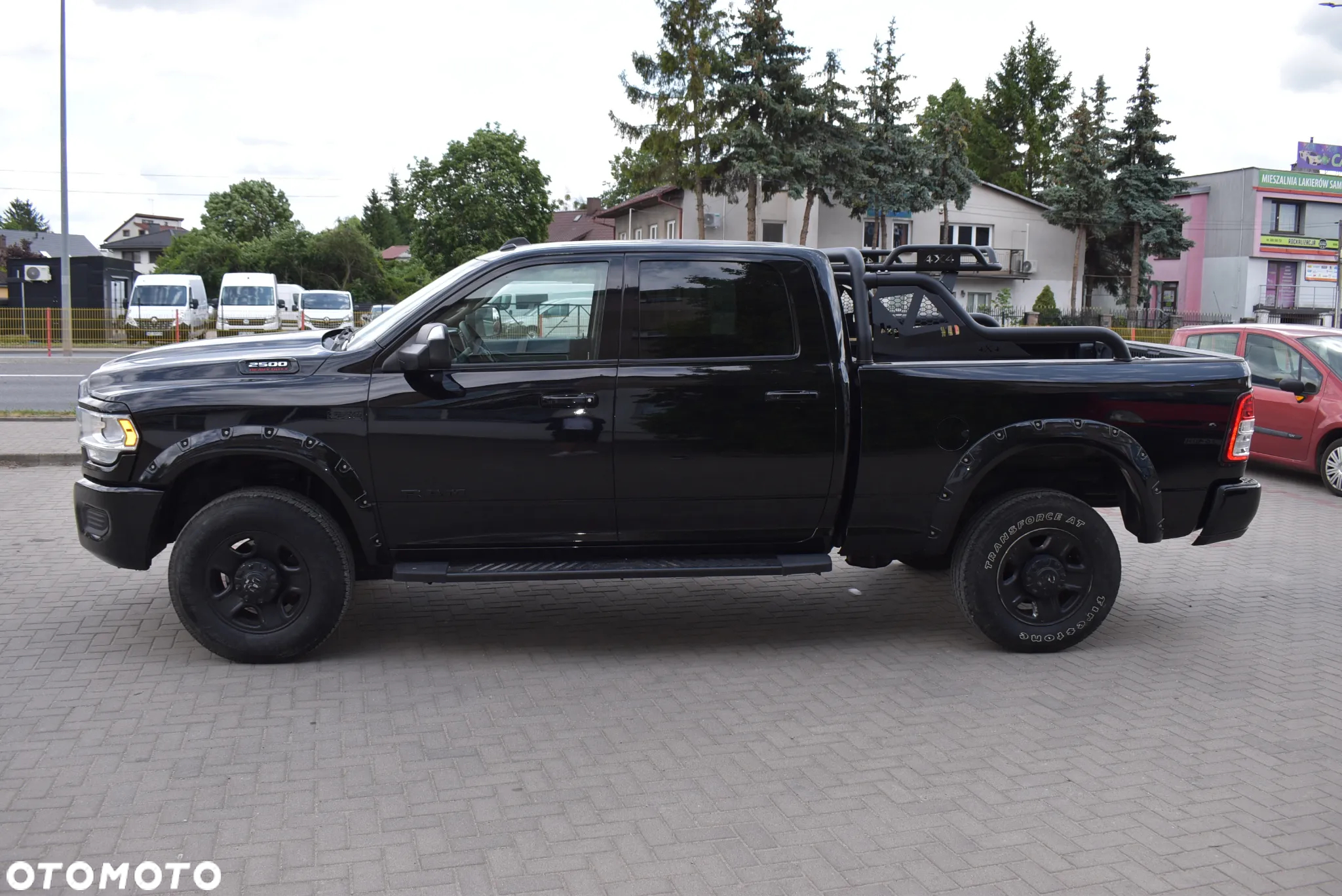 RAM 1500 Crew Cab Sport - 9