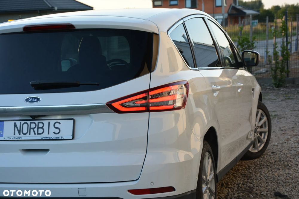 Ford S-Max 2.0 TDCi Titanium - 19