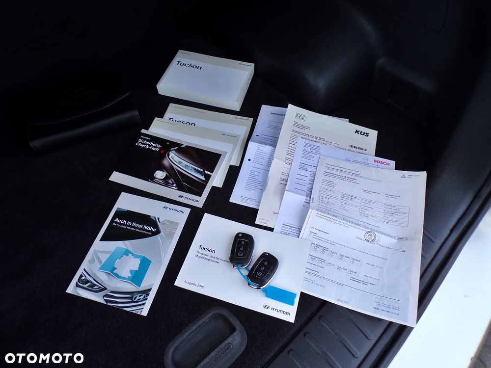 Hyundai Tucson 1.6 CRDi 48V-Hybrid 2WD DCT Select - 36