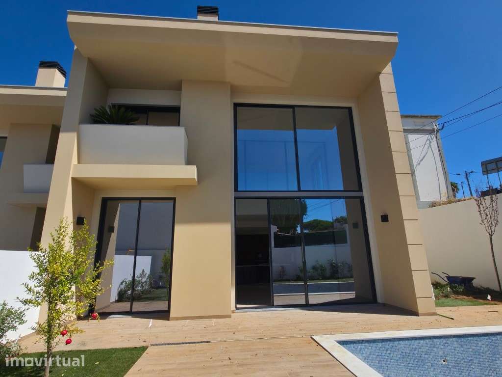 Moradia com jardim e piscina privativa em Murches - Grande imagem: 2/29