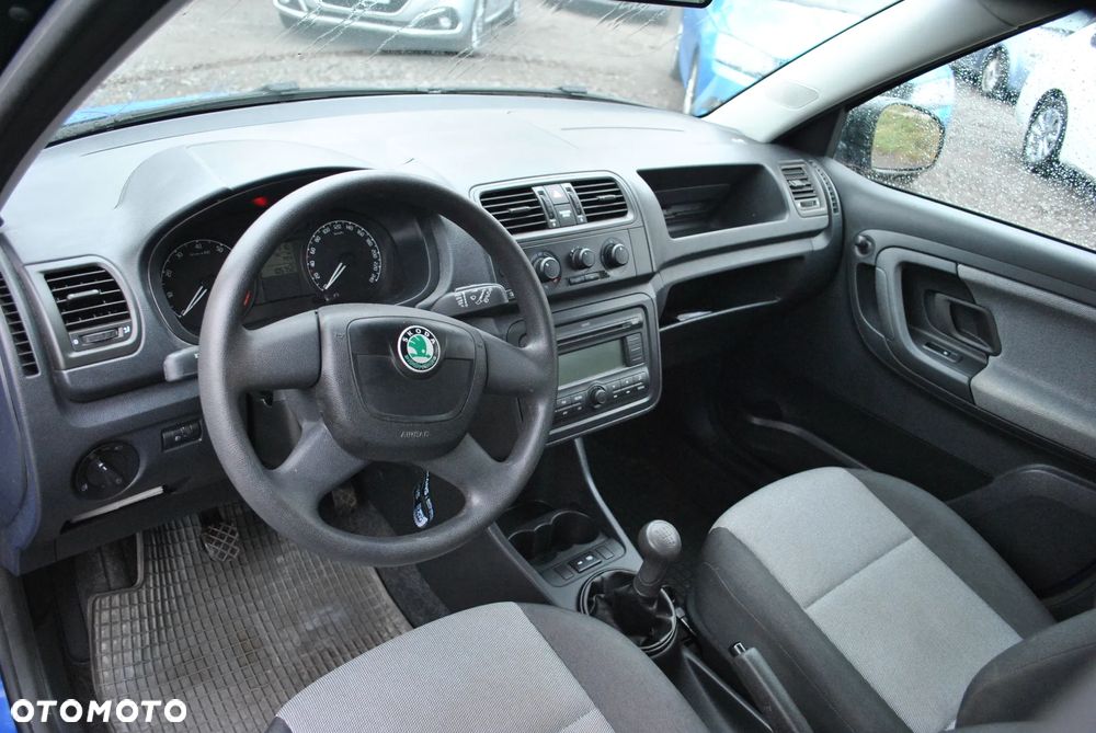 Skoda Fabia 1.2 HTP COOL Edition - 14