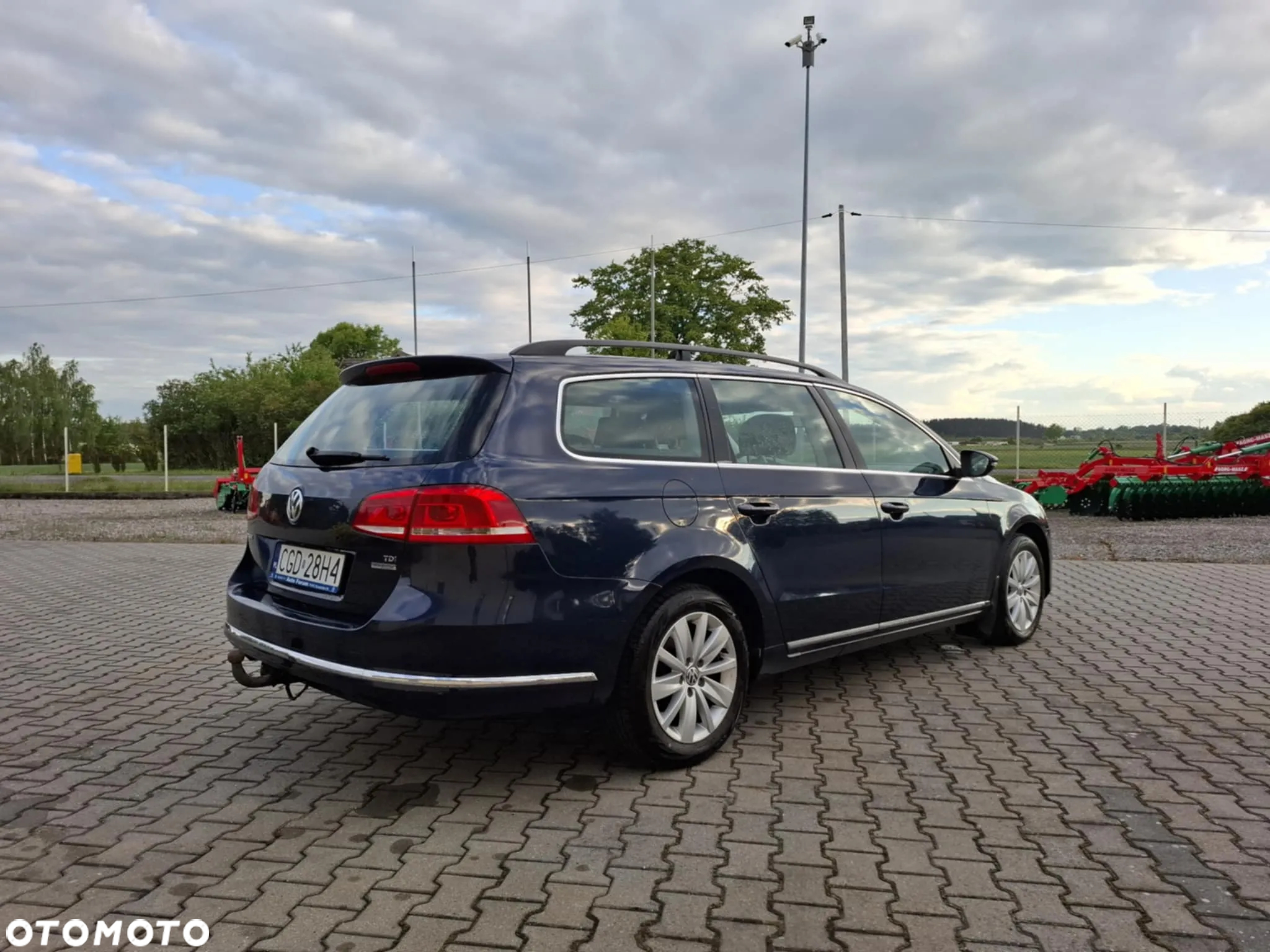 Volkswagen Passat 1.6 TDI Comfortline - 6