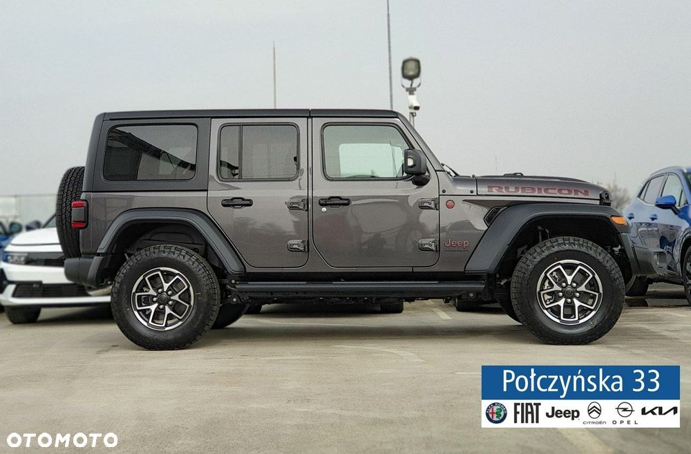 Jeep Wrangler - 5