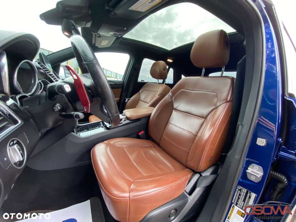 Mercedes-Benz GLE - 33