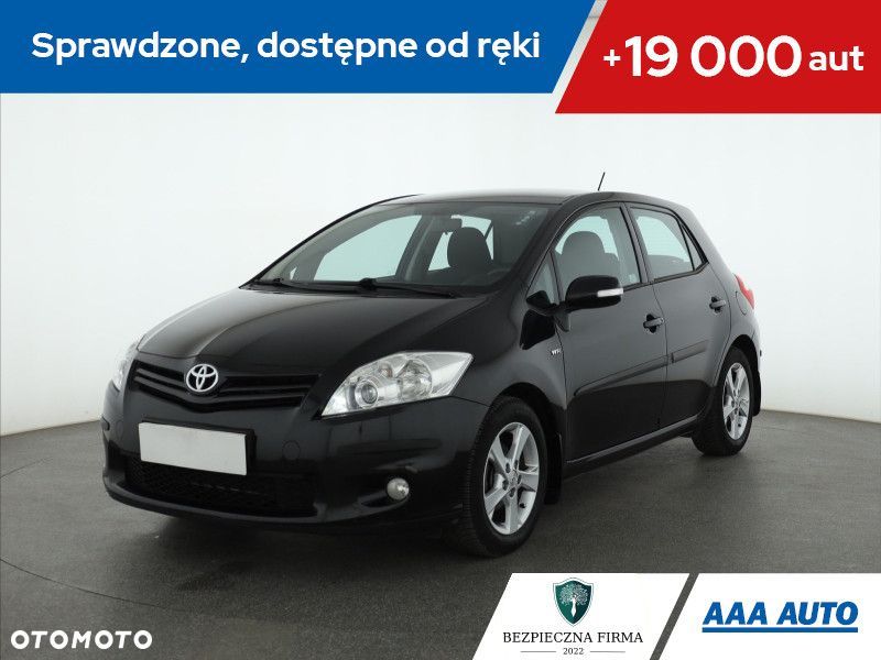 Toyota Auris - 1