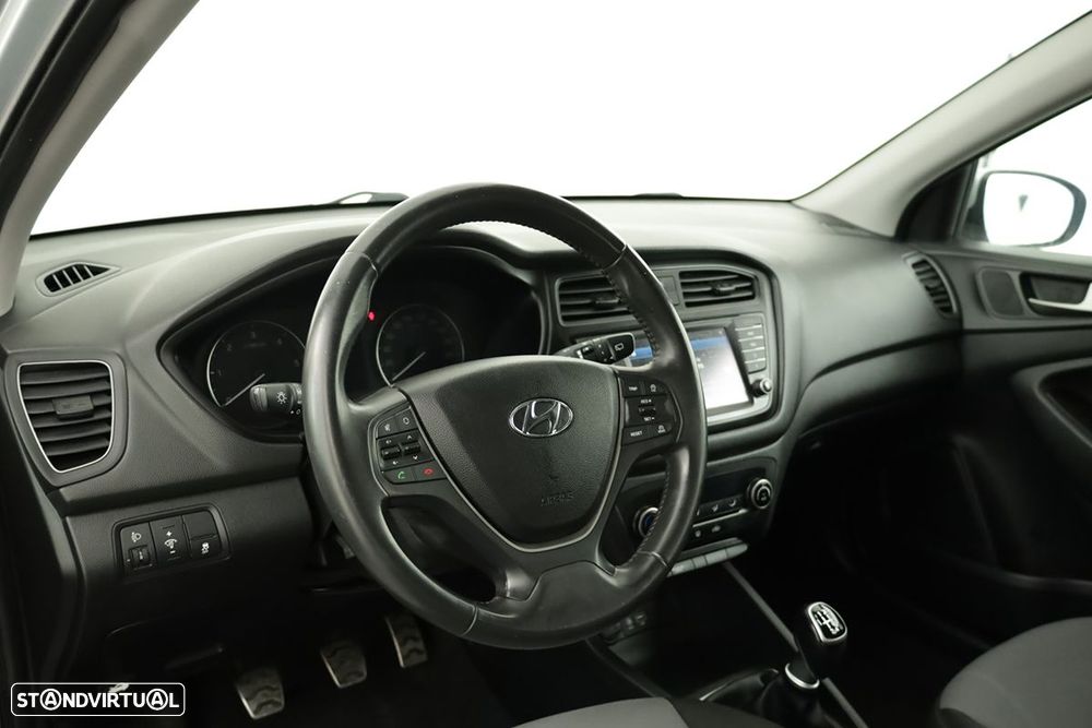 Hyundai i20 Active - 7