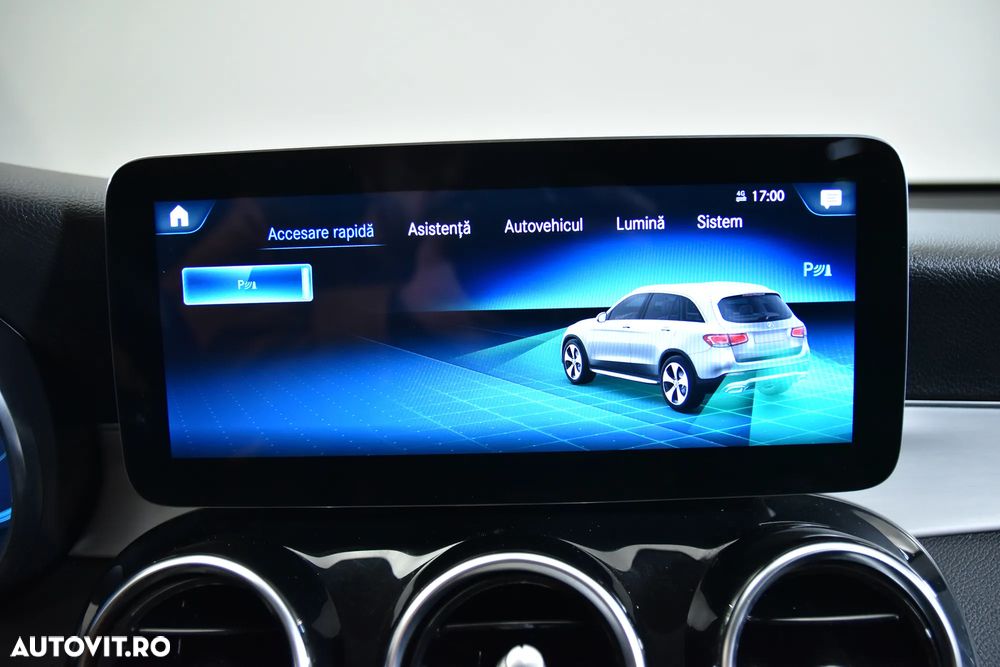 Mercedes-Benz GLC - 21