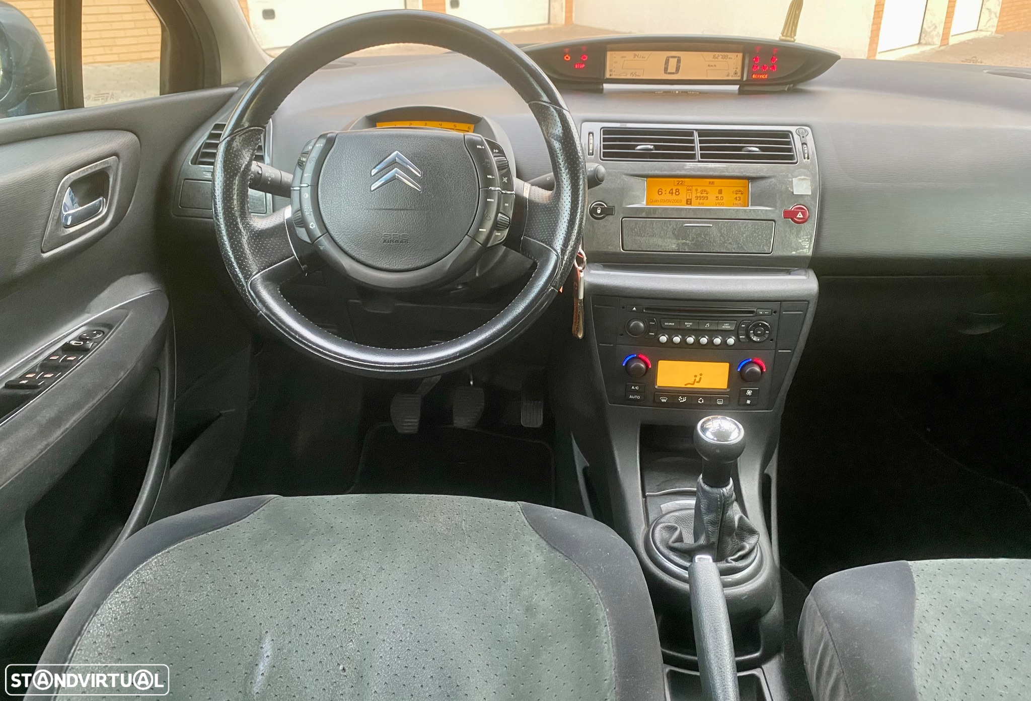 Citroën C4 1.6 HDi 110 Exclusive - 27