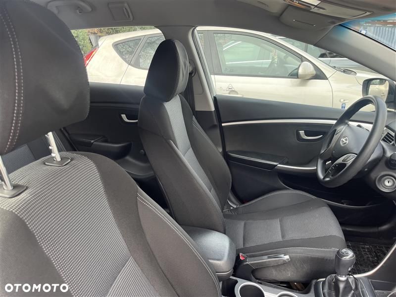 Hyundai i30 1.6 CRDi Classic - 24