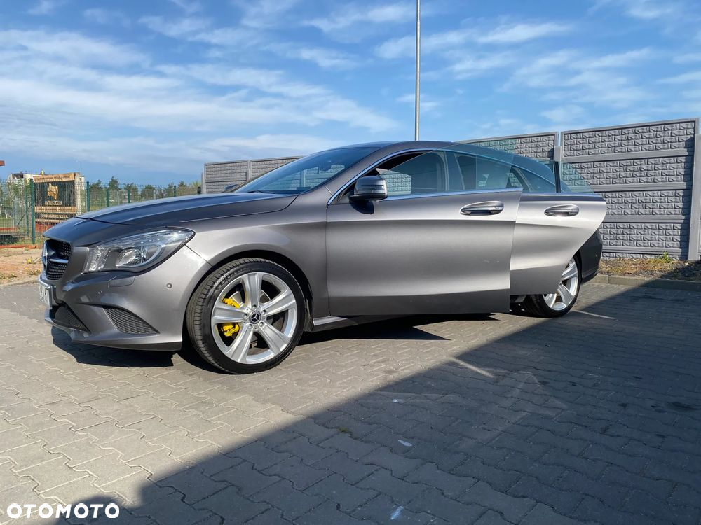 Mercedes-Benz CLA Shooting Brake 180 7G-DCT - 22