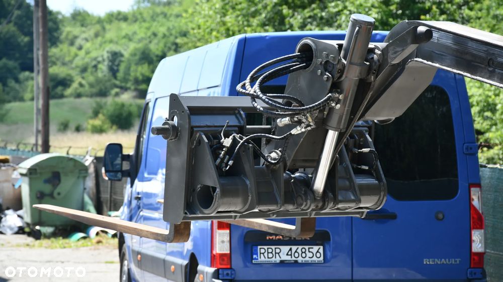 Ausa T 240H - 28