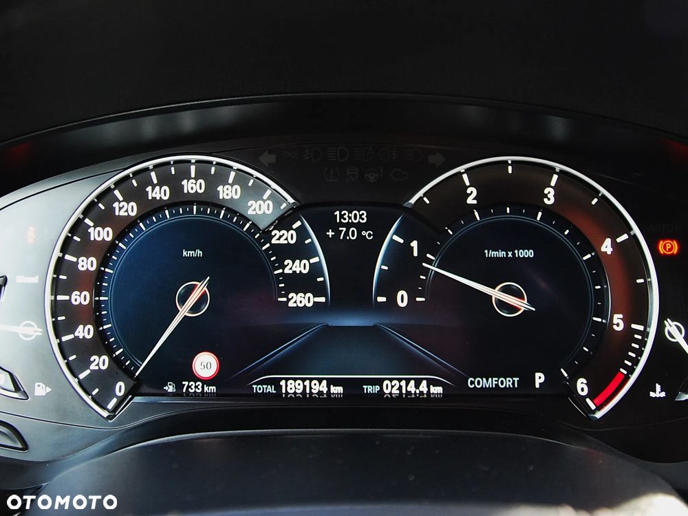 BMW Seria 5 520d xDrive M Sport sport - 29