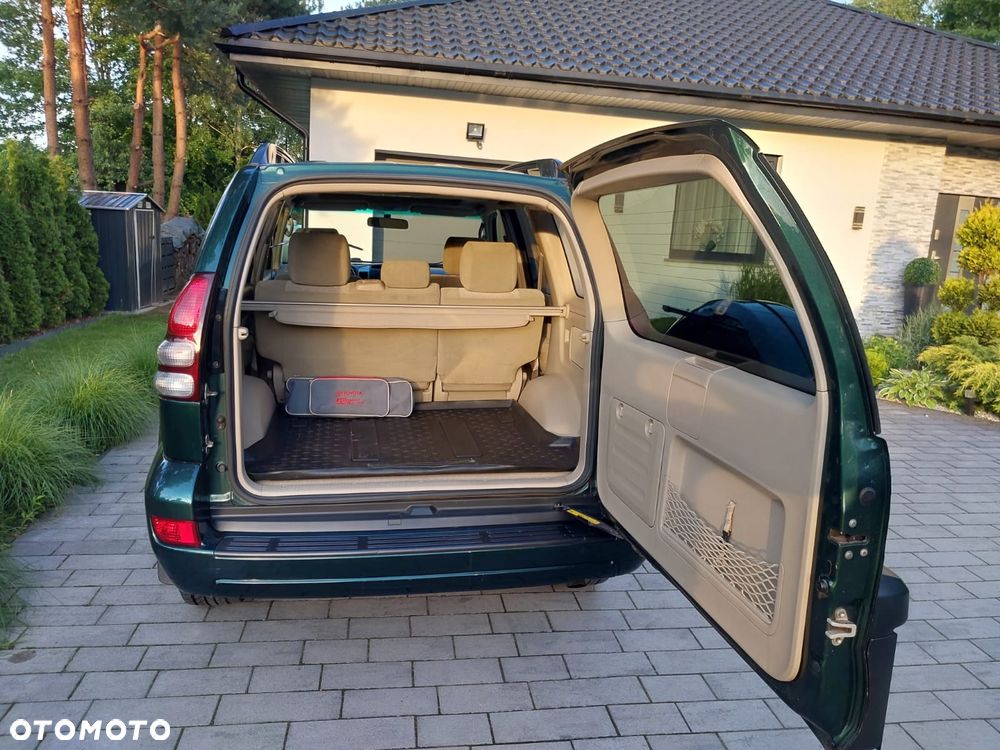Toyota Land Cruiser - 23