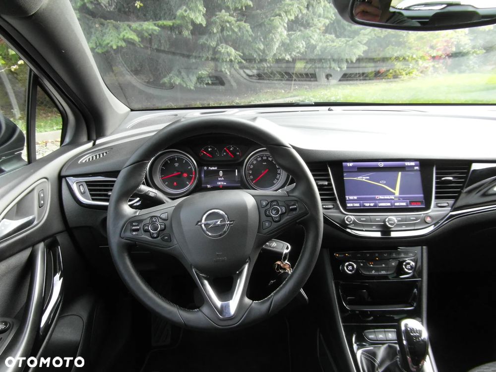 Opel Astra 1.4 T Dynamic - 21