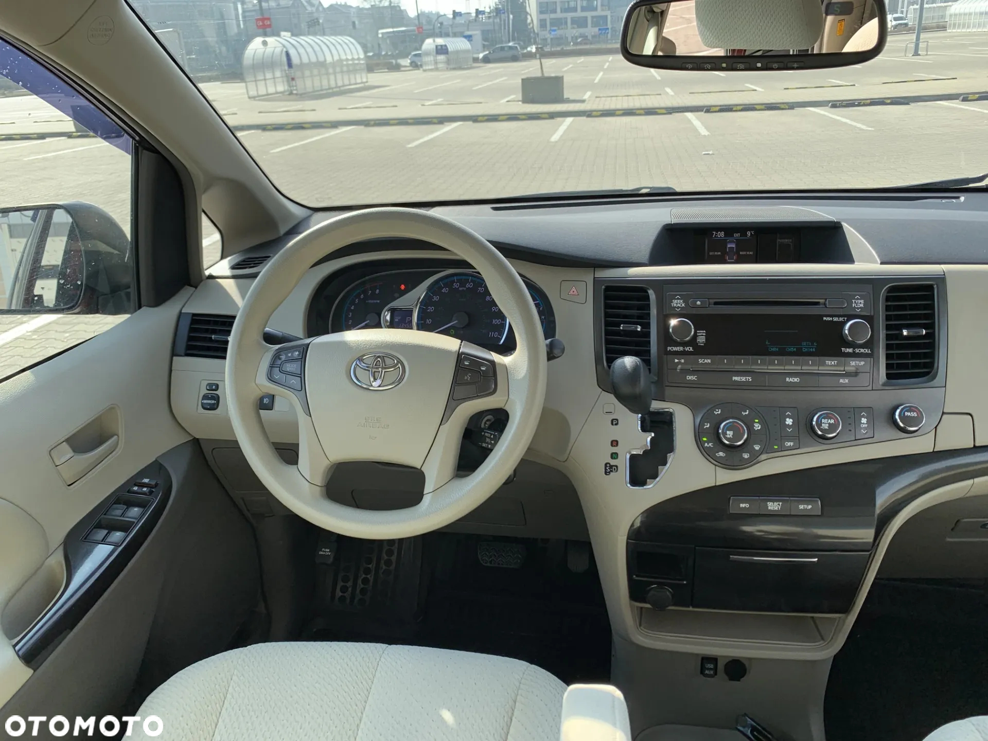 Toyota Sienna 3.5 V6 - 31