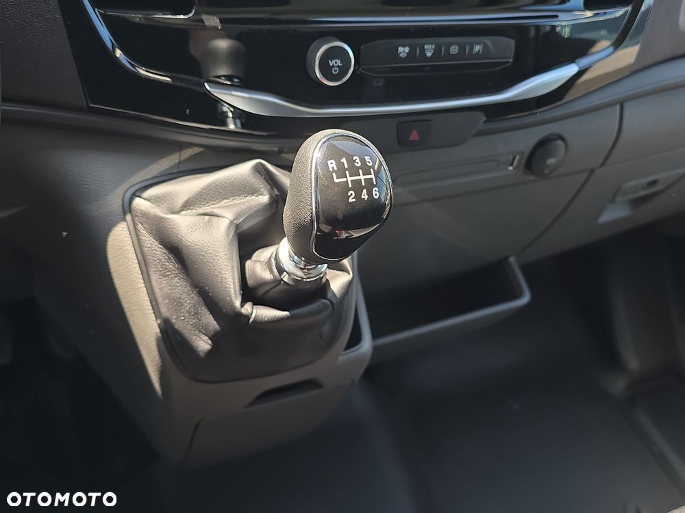 Ford Transit 350 L3H2 Trend - 17