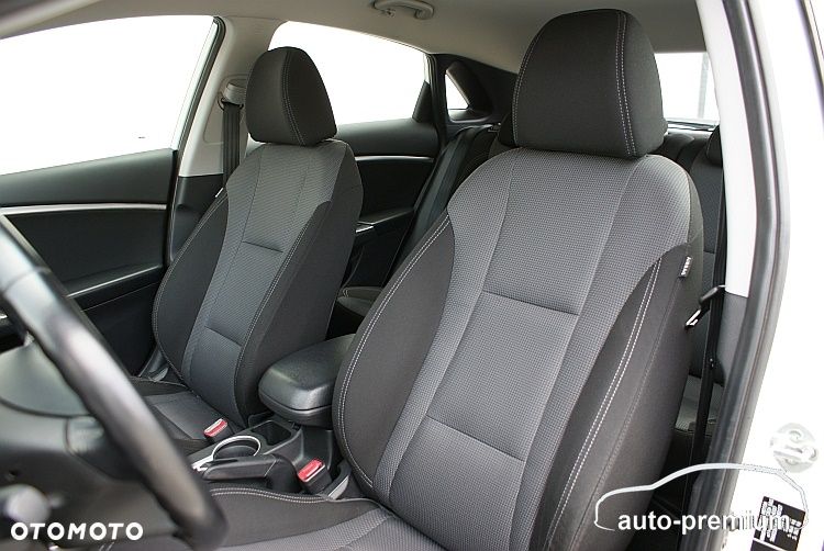 Hyundai i30 1.6 Trend - 24