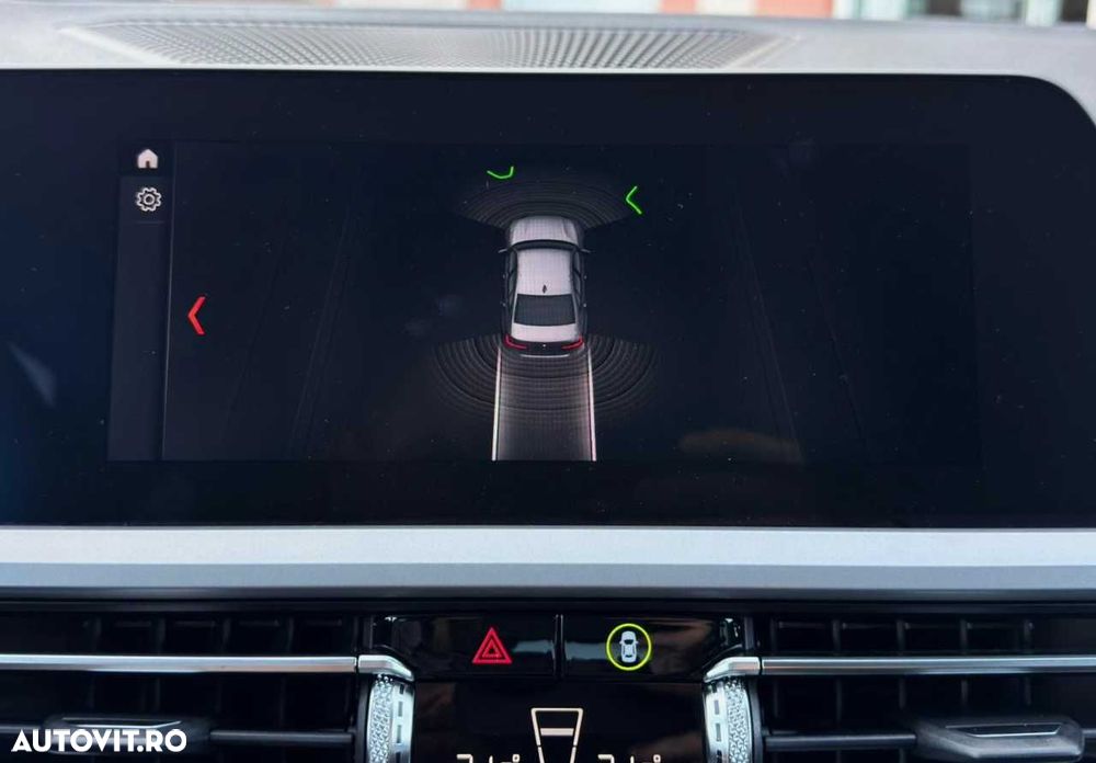 BMW Seria 3 320i AT - 27