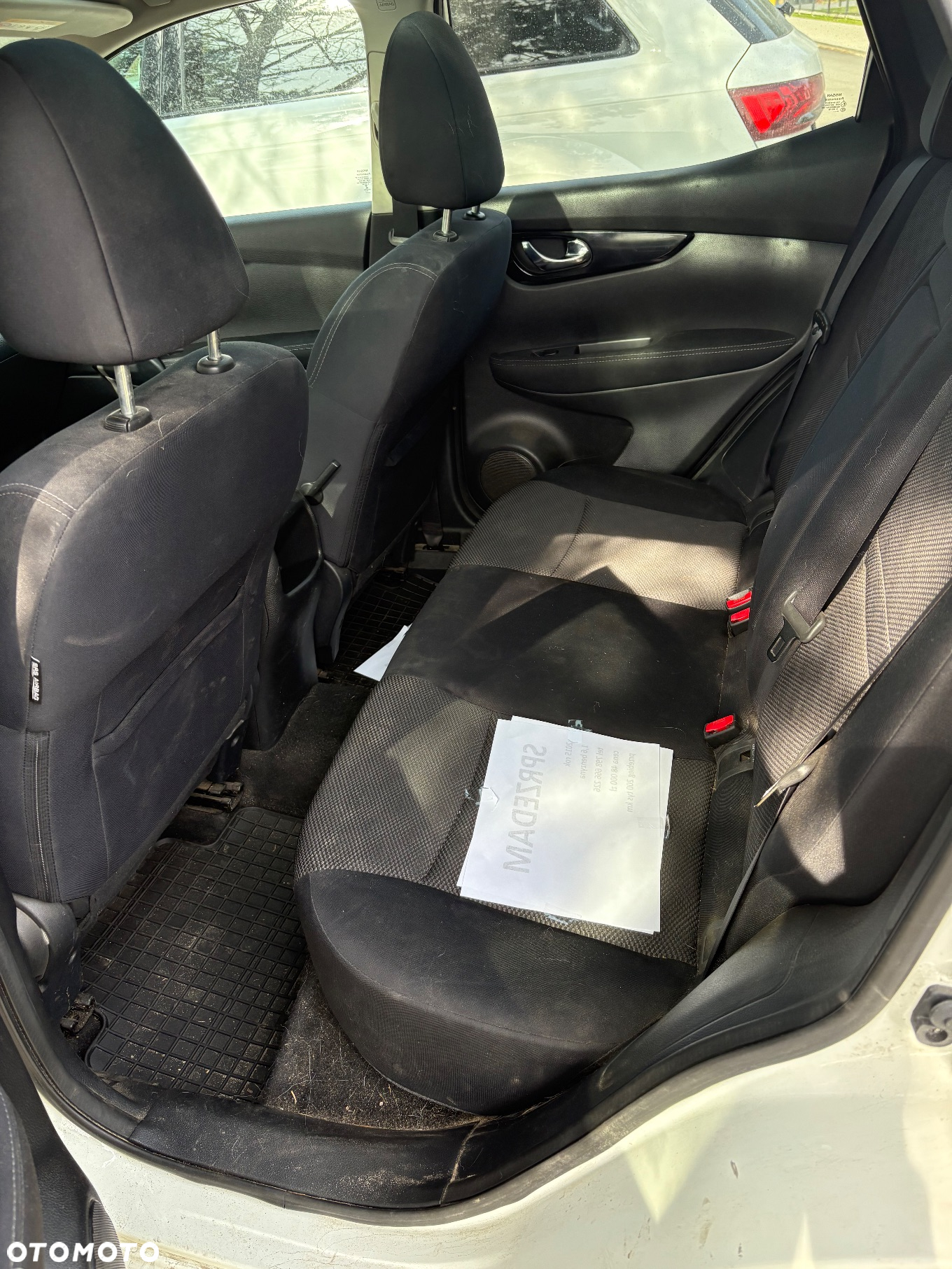 Nissan Qashqai 1.6 DIG-T N-Connecta - 12