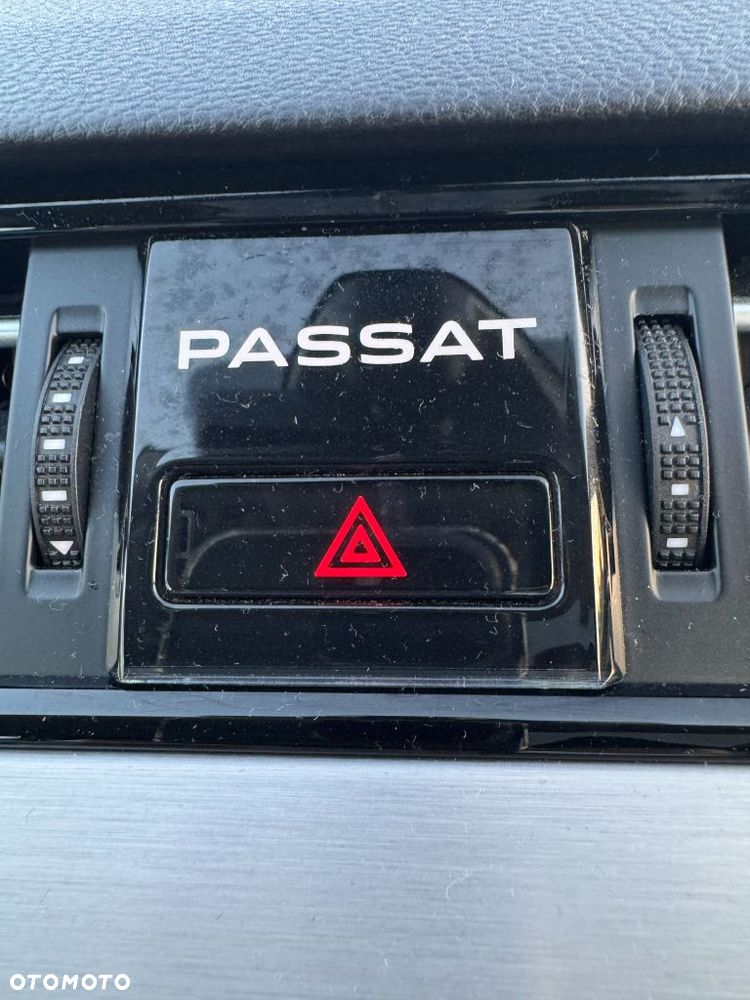 Volkswagen Passat 2.0 TDI 4Mot Elegance DSG - 27