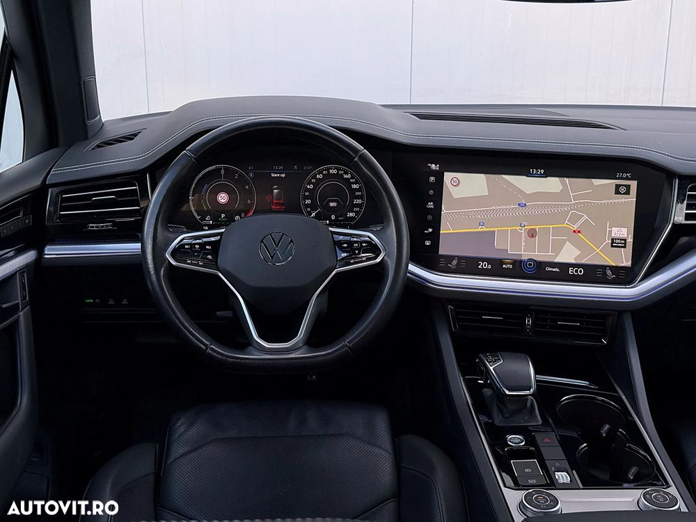 Volkswagen Touareg 3.0 V6 e-Hybrid 4Motion Aut. Elegance - 24