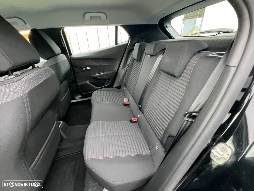 Peugeot 2008 1.5 BlueHDi Active Pack - 42